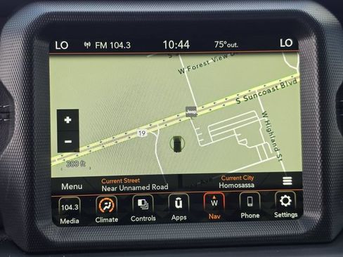Used 2023 Jeep Wrangler Unlimited Sahara w/ Dual Top Group AWD/4WD image 29