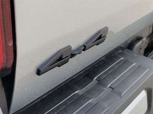 New 2025 Toyota Tacoma TRD Off-Road image 7