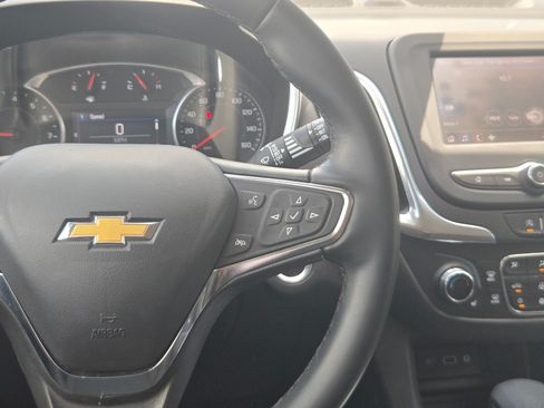 Used 2024 Chevrolet Equinox LT FWD image 20