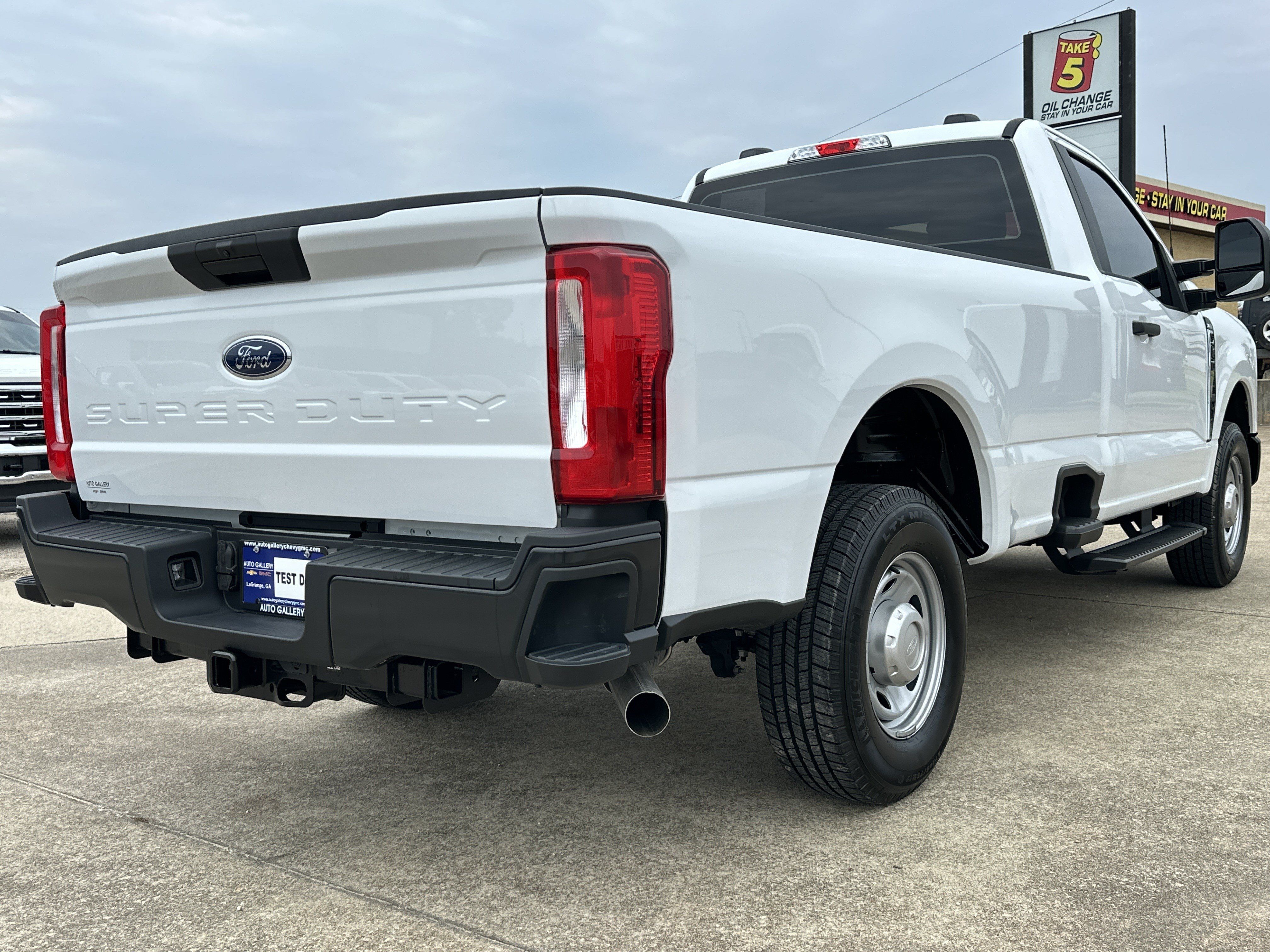 Used 2023 Ford F250 XL RWD image 7