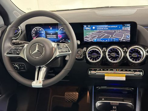 New 2026 Mercedes-Benz GLA 250 4MATIC image 28
