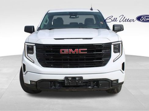 Used 2023 GMC Sierra 1500 Elevation image 2