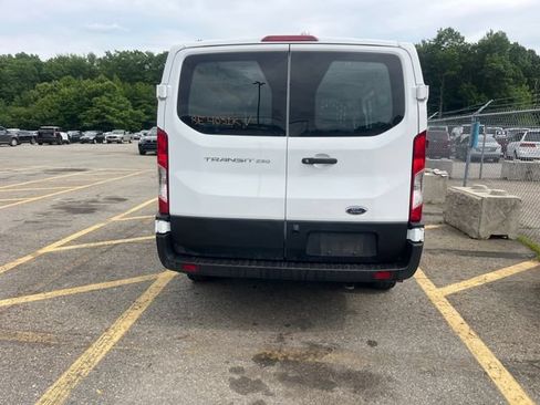 Used 2025 Ford Transit 250 Low Roof w/ Exterior Upgrade Package RWD image 9