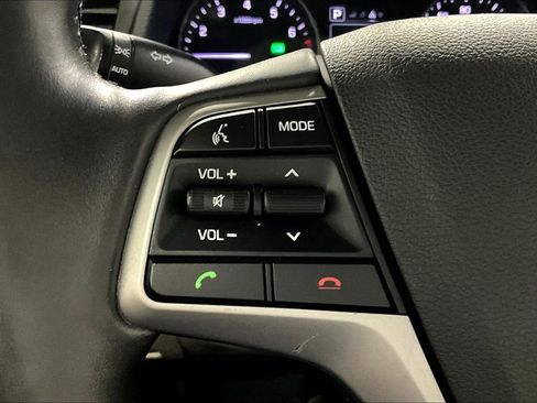 Used 2017 Hyundai Elantra Value Edition FWD image 11