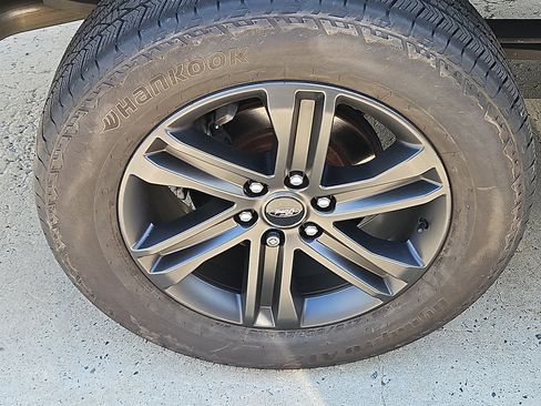 Used 2021 Ford F150 XLT w/ Equipment Group 302A High AWD/4WD image 11