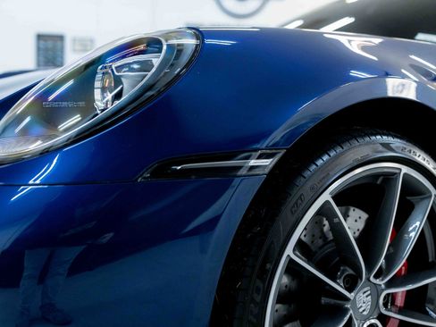 Used 2022 Porsche 911 Carrera S image 11