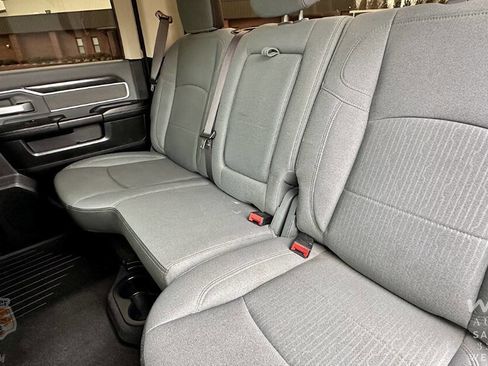 Used 2019 RAM 2500 Big Horn image 21