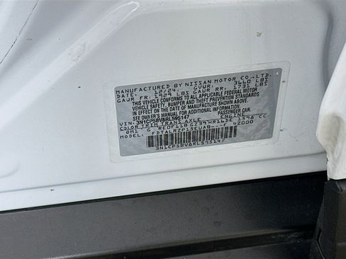 Used 2024 Nissan Kicks S image 12