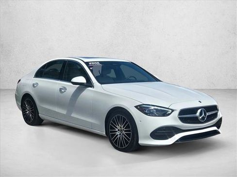 Used 2024 Mercedes-Benz C 300 4MATIC Sedan image 3
