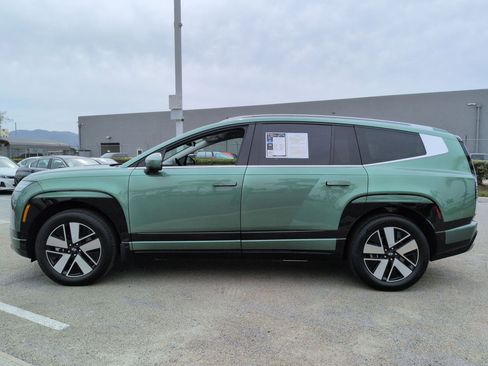 Used 2026 Hyundai Ioniq 9 SEL image 7