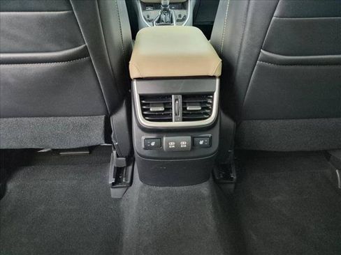 Used 2020 Subaru Outback Limited w/ Popular Package #2 AWD/4WD image 19