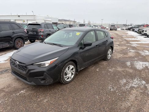 Used 2024 Subaru Impreza 2.0i image 1