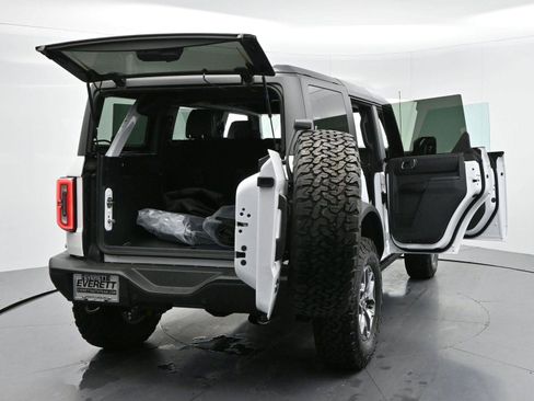 Used 2025 Ford Bronco Badlands AWD/4WD image 43