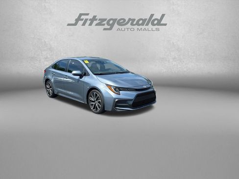 Used 2022 Toyota Corolla SE FWD image 1