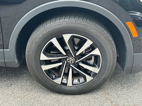 Certified 2024 Volkswagen Tiguan S FWD image 12