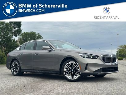 New 2026 BMW 530i xDrive w/ Premium Package