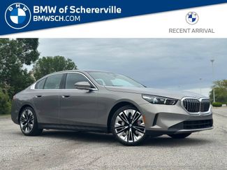 New 2026 BMW 530i xDrive w/ Premium Package AWD/4WD video 1