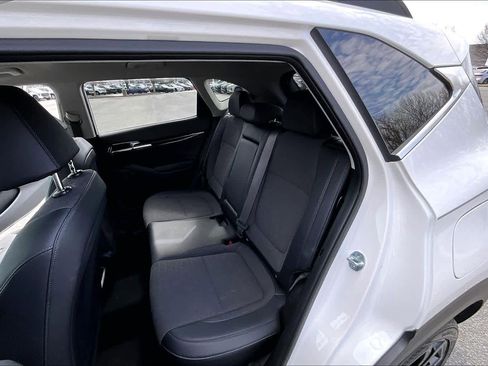 Used 2024 Kia Seltos X-Line AWD/4WD image 18