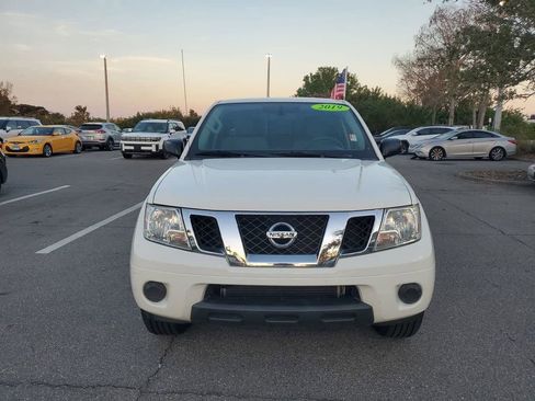 Used 2019 Nissan Frontier SV image 15