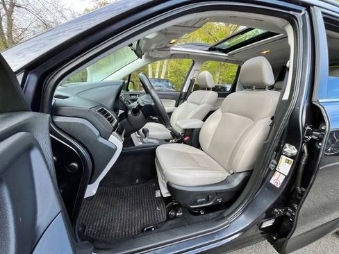 Used 2017 Subaru Forester 2.5i Limited AWD/4WD image 13