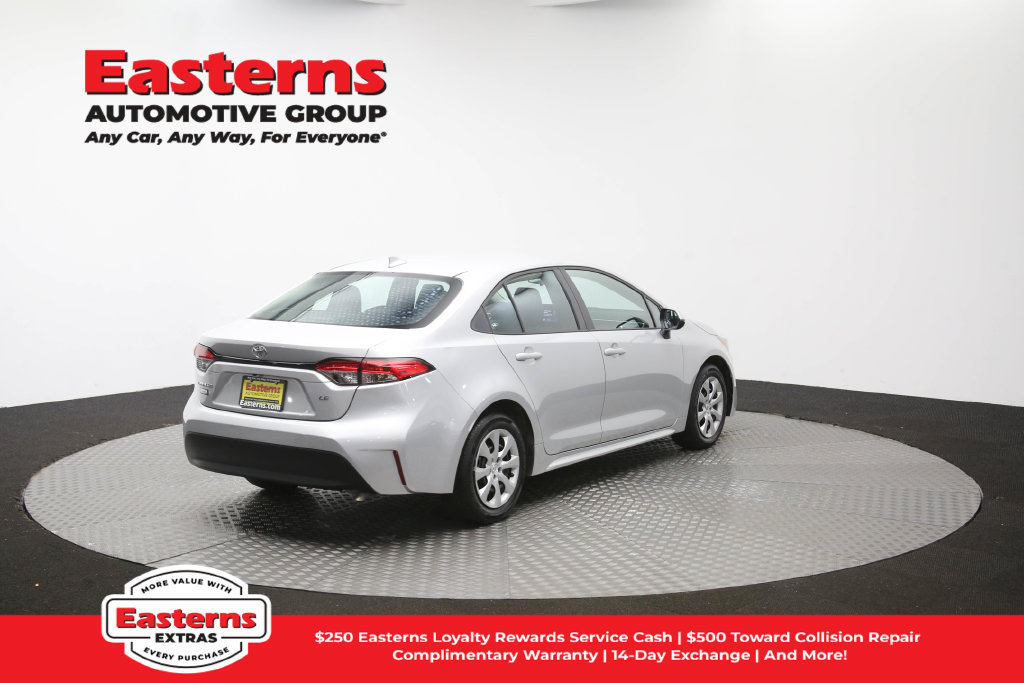 Used 2025 Toyota Corolla LE FWD image 41