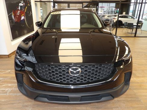 Certified 2025 MAZDA CX-50 AWD 2.5 S w/ Preferred Package image 2