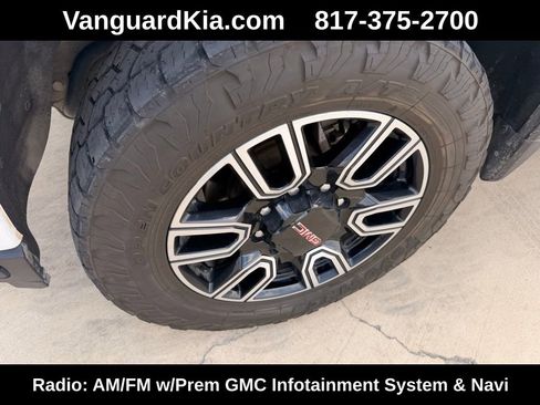 Used 2023 GMC Sierra 2500 AT4 w/ AT4 Premium Plus Package image 8