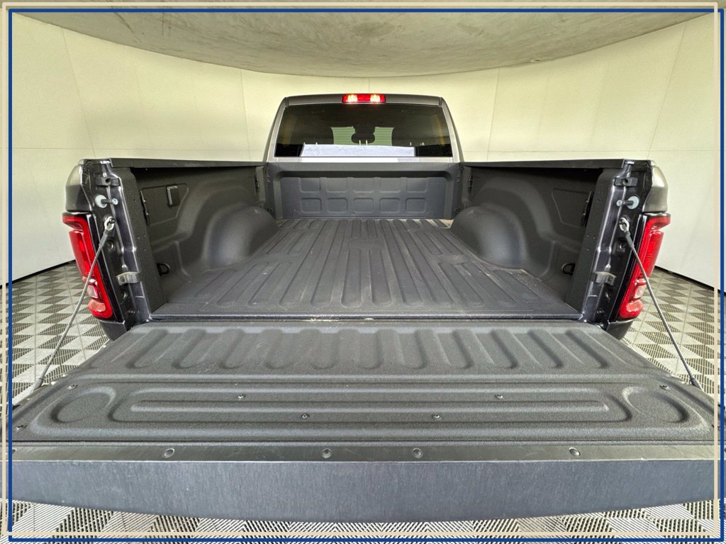 Used 2026 RAM 2500 Big Horn AWD/4WD image 42