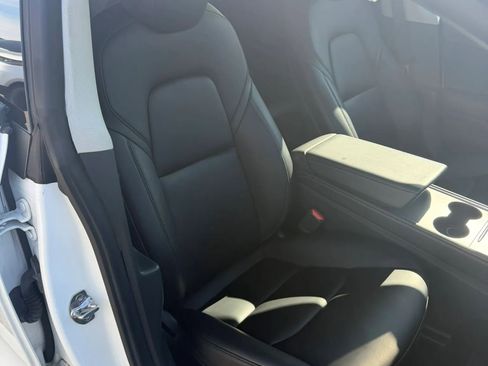 Used 2022 Tesla Model 3 RWD image 16