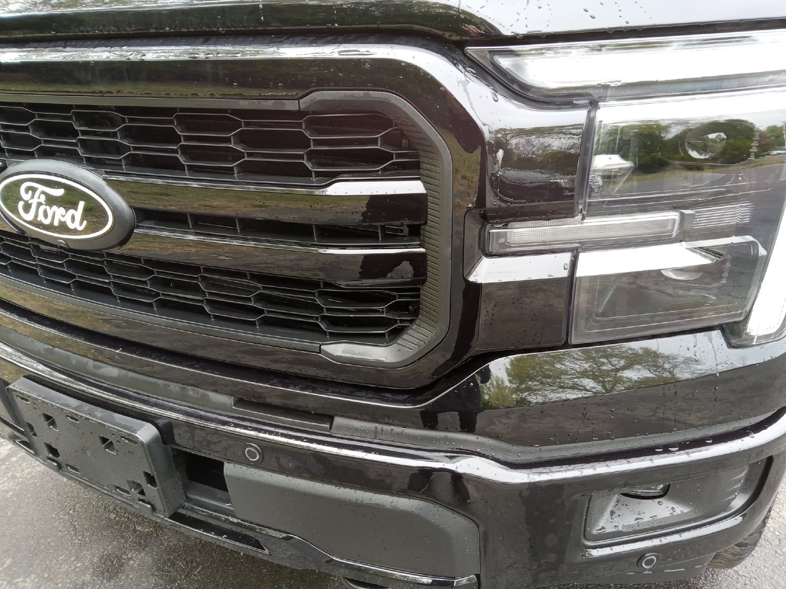 Used 2025 Ford F150 Lariat w/ Equipment Group 502A High AWD/4WD image 7