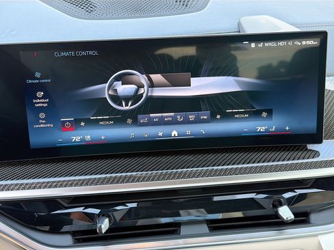 New 2026 BMW X7 M60i image 37