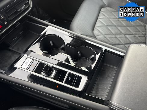 Used 2024 Volkswagen Atlas SEL Premium R-Line image 23