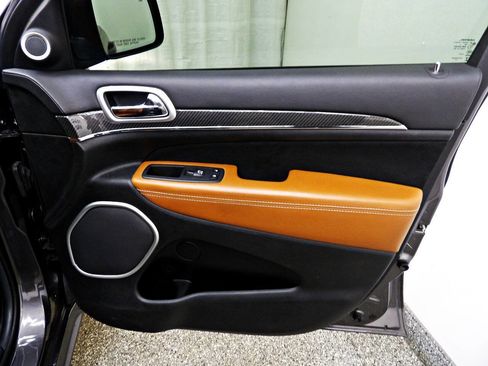 Used 2014 Jeep Grand Cherokee SRT w/ Trailer Tow Group IV image 11