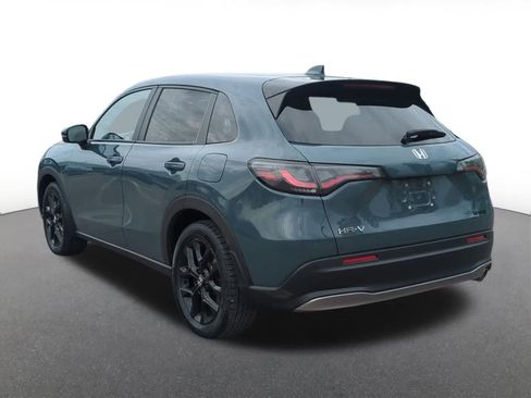 Used 2023 Honda HR-V Sport image 4