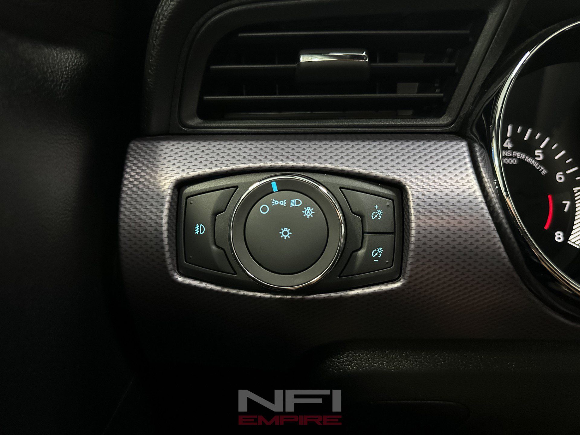 Used 2017 Ford Mustang GT RWD image 29