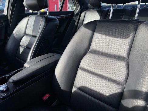 Used 2012 Mercedes-Benz C 300 C 300 4MATIC Sport Sedan 4D image 12