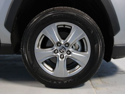 Used 2024 Toyota RAV4 XLE image 37