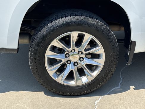 Used 2021 Chevrolet Silverado 1500 LTZ AWD/4WD image 12
