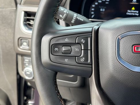 Used 2024 GMC Yukon AT4 w/ AT4 Premium Package AWD/4WD image 21
