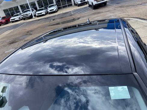Used 2025 Toyota Camry LE FWD image 29