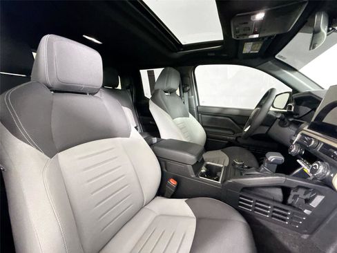 Certified 2025 Toyota Tacoma TRD Sport w/ TRD Sport Upgrade Package image 40