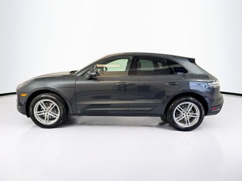 Certified 2025 Porsche Macan AWD/4WD image 2