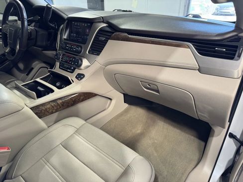 Used 2016 GMC Yukon Denali w/ Open Road Package image 5