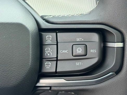 New 2026 Jeep Cherokee Limited AWD/4WD image 18