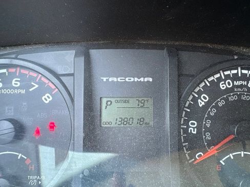 Used 2016 Toyota Tacoma SR RWD image 19