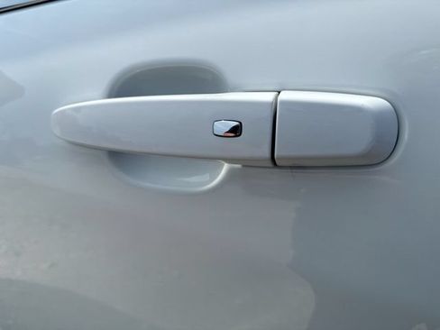 Used 2021 Chevrolet Equinox LT FWD image 53
