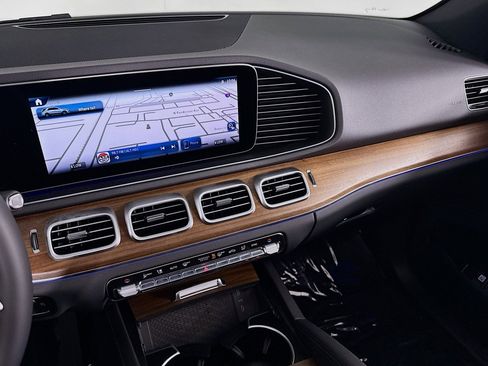 New 2026 Mercedes-Benz GLE 350 4MATIC image 18