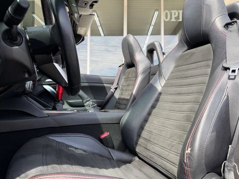 Used 2017 FIAT 124 Spider Abarth RWD image 21
