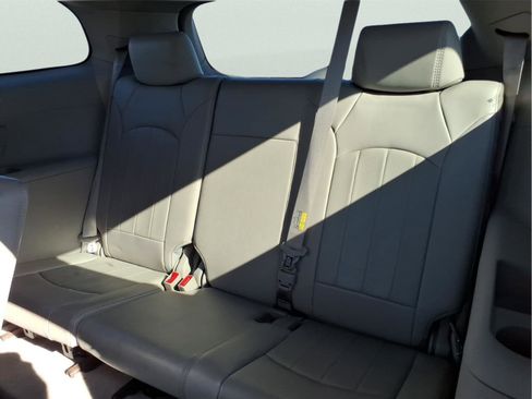 Used 2010 Buick Enclave CXL w/ Trailering Provision Package image 12