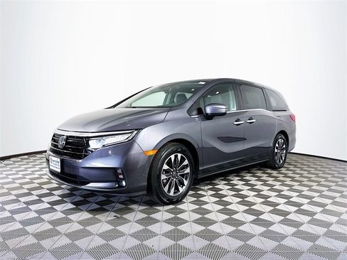 Used 2024 Honda Odyssey EX-L image 2
